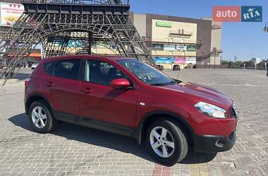 Позашляховик / Кросовер Nissan Qashqai 2010 в Харкові