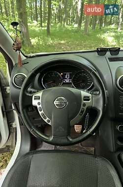 Внедорожник / Кроссовер Nissan Qashqai 2013 в Черновцах