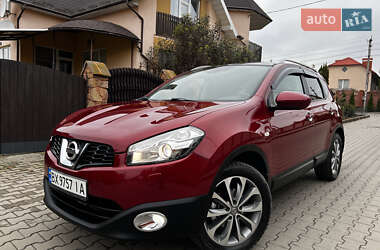 Внедорожник / Кроссовер Nissan Qashqai 2010 в Хмельницком