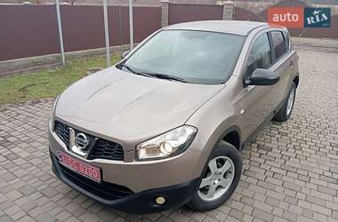 Внедорожник / Кроссовер Nissan Qashqai 2010 в Калуше