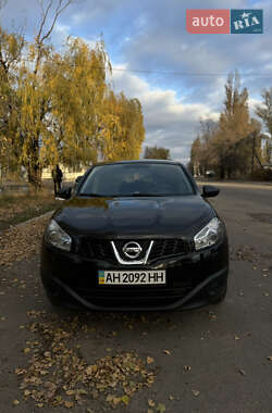 Внедорожник / Кроссовер Nissan Qashqai 2010 в Каменском