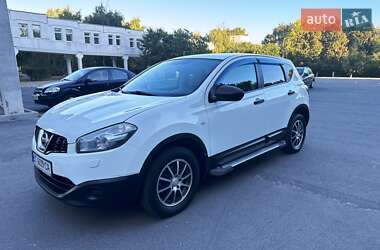 Внедорожник / Кроссовер Nissan Qashqai 2011 в Запорожье