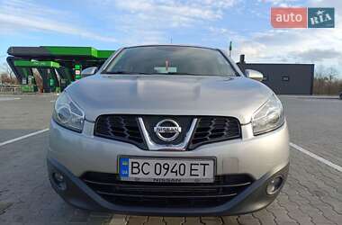 Позашляховик / Кросовер Nissan Qashqai 2013 в Стрию