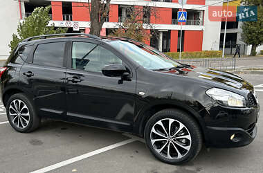 Внедорожник / Кроссовер Nissan Qashqai 2013 в Киеве