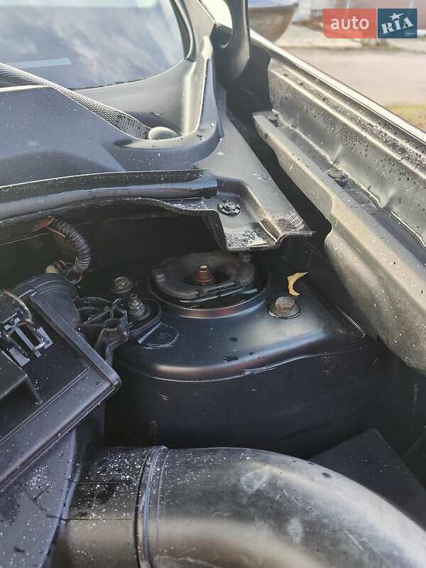 Позашляховик / Кросовер Nissan Qashqai 2008 в Градизьку