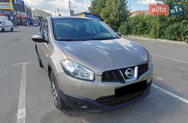 Позашляховик / Кросовер Nissan Qashqai 2012 в Києві