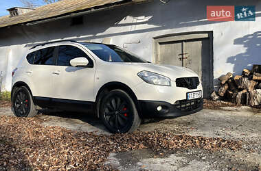 Внедорожник / Кроссовер Nissan Qashqai 2013 в Снятине