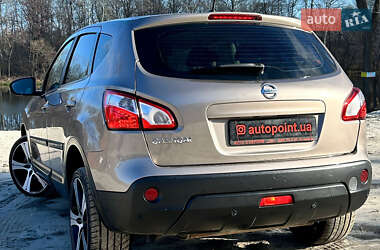 Позашляховик / Кросовер Nissan Qashqai 2012 в Сумах