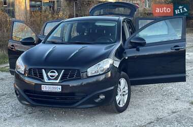 Внедорожник / Кроссовер Nissan Qashqai 2013 в Хороле