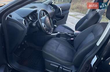 Внедорожник / Кроссовер Nissan Qashqai 2013 в Хороле