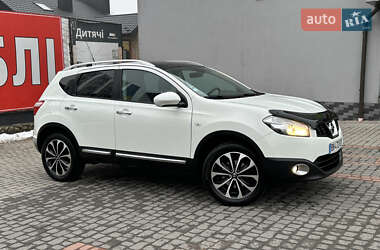 Внедорожник / Кроссовер Nissan Qashqai 2011 в Тернополе