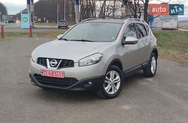 Внедорожник / Кроссовер Nissan Qashqai 2010 в Стрые