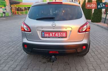 Внедорожник / Кроссовер Nissan Qashqai 2010 в 