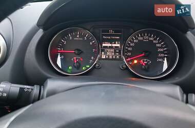 Внедорожник / Кроссовер Nissan Qashqai 2010 в 