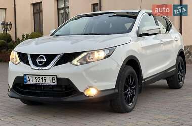 Внедорожник / Кроссовер Nissan Qashqai 2014 в Стрые