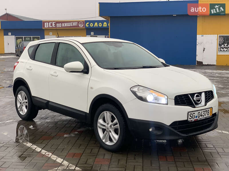 Позашляховик / Кросовер Nissan Qashqai 2012 в Житомирі