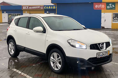 Позашляховик / Кросовер Nissan Qashqai 2012 в Житомирі