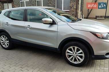Внедорожник / Кроссовер Nissan Qashqai 2014 в 