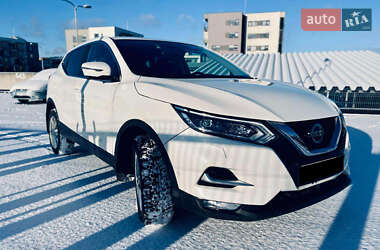 Внедорожник / Кроссовер Nissan Qashqai 2018 в Ужгороде