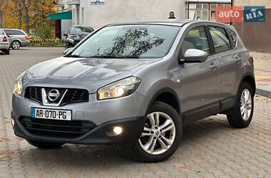 Позашляховик / Кросовер Nissan Qashqai 2010 в Звягелі