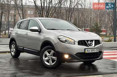 Позашляховик / Кросовер Nissan Qashqai 2013 в Києві