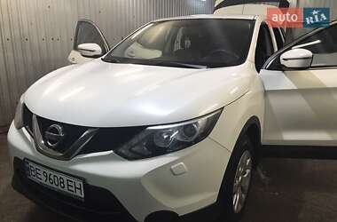 Nissan Qashqai 2015