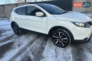 Позашляховик / Кросовер Nissan Qashqai 2014 в Рівному