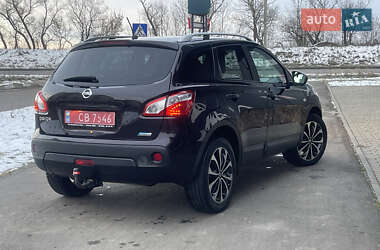 Позашляховик / Кросовер Nissan Qashqai 2012 в Стрию