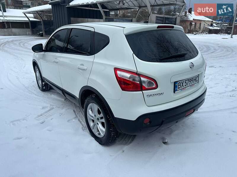 Внедорожник / Кроссовер Nissan Qashqai 2010 в Шепетовке