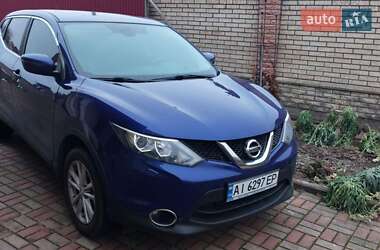 Внедорожник / Кроссовер Nissan Qashqai 2015 в Киеве