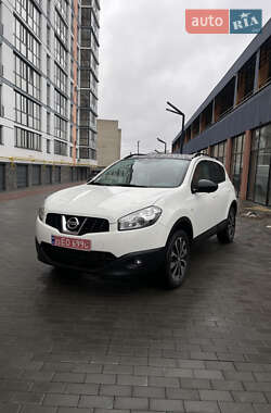 Внедорожник / Кроссовер Nissan Qashqai 2012 в Луцке