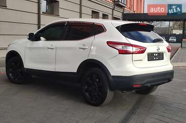 Позашляховик / Кросовер Nissan Qashqai 2014 в Трускавці