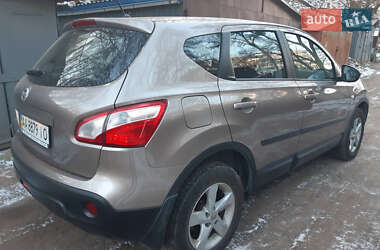 Позашляховик / Кросовер Nissan Qashqai 2011 в Києві