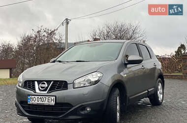 Позашляховик / Кросовер Nissan Qashqai 2010 в Радивиліві