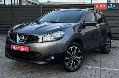 Позашляховик / Кросовер Nissan Qashqai 2012 в Черкасах