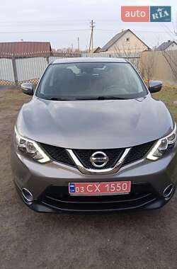 Позашляховик / Кросовер Nissan Qashqai 2014 в Луцьку