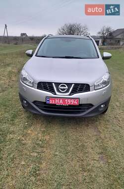 Позашляховик / Кросовер Nissan Qashqai 2011 в Рівному