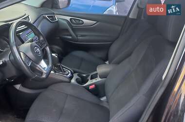 Внедорожник / Кроссовер Nissan Qashqai 2017 в 