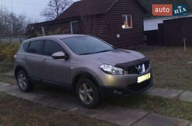 Внедорожник / Кроссовер Nissan Qashqai 2010 в Новых Санжарах