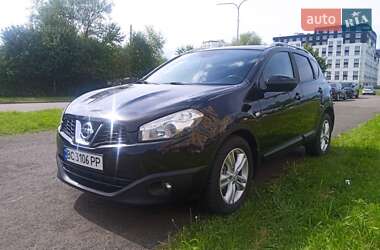 Nissan Qashqai 2012