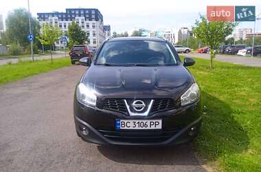 Позашляховик / Кросовер Nissan Qashqai 2012 в Львові