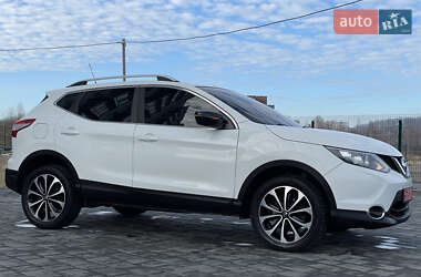 Внедорожник / Кроссовер Nissan Qashqai 2016 в Трускавце