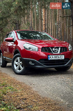 Позашляховик / Кросовер Nissan Qashqai 2011 в Києві