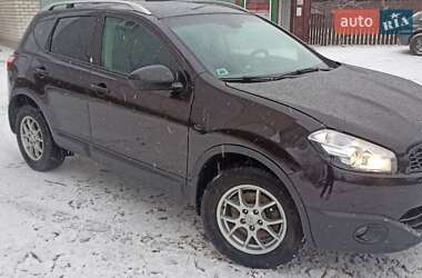 Внедорожник / Кроссовер Nissan Qashqai 2011 в Изюме