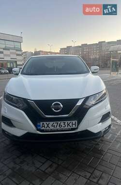 Позашляховик / Кросовер Nissan Qashqai 2021 в Черкасах