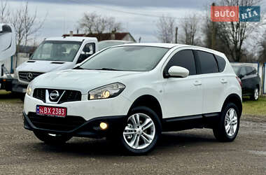 Позашляховик / Кросовер Nissan Qashqai 2010 в Калуші