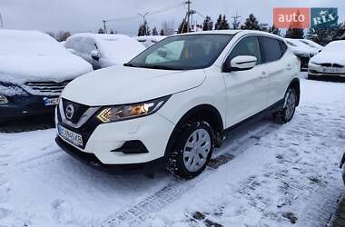 Позашляховик / Кросовер Nissan Qashqai 2017 в Львові