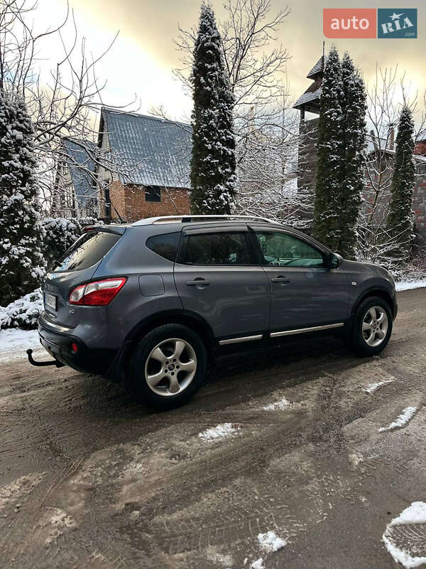 Внедорожник / Кроссовер Nissan Qashqai 2010 в Хмельницком