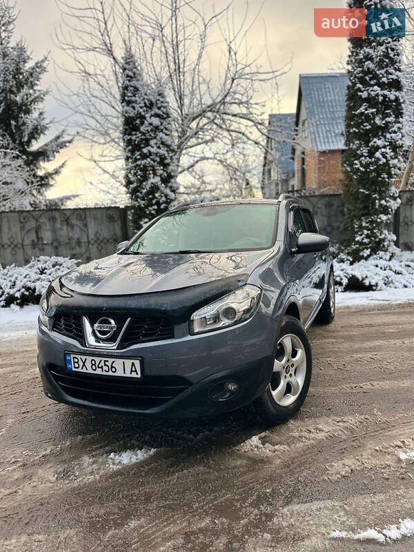 Внедорожник / Кроссовер Nissan Qashqai 2010 в Хмельницком