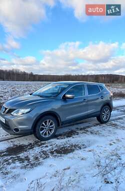 Внедорожник / Кроссовер Nissan Qashqai 2016 в Камне-Каширском